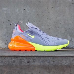 NWT Nike Air Max 270